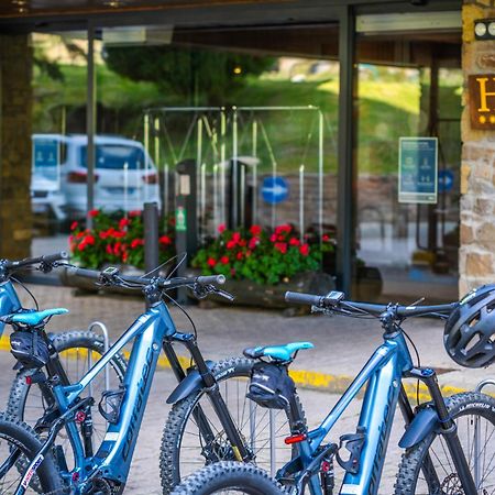 Tuc Blanc Hotel Baqueira Beret Ngoại thất bức ảnh