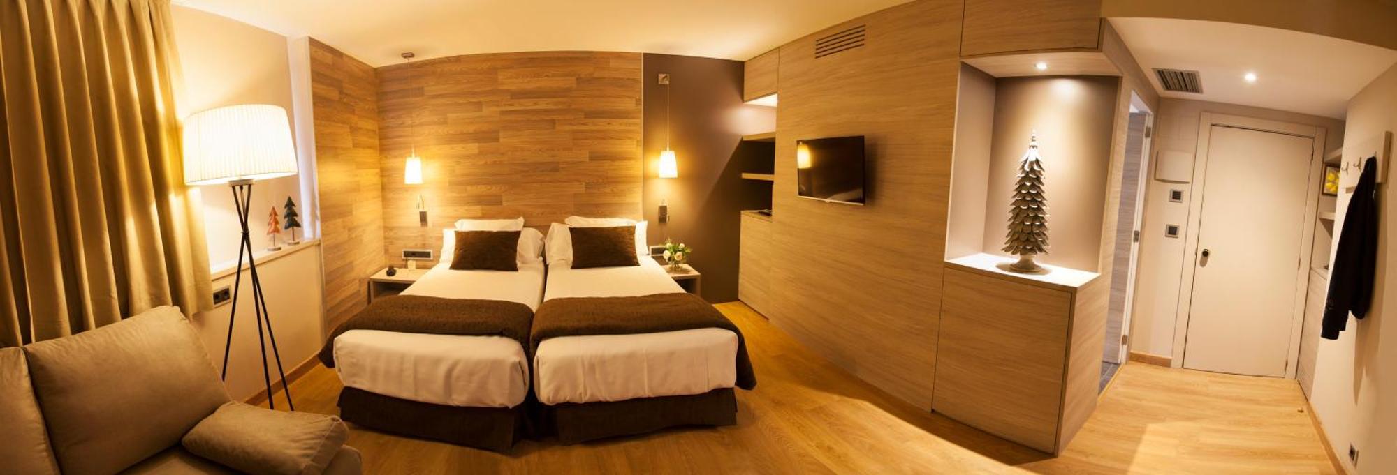Tuc Blanc Hotel Baqueira Beret Ngoại thất bức ảnh