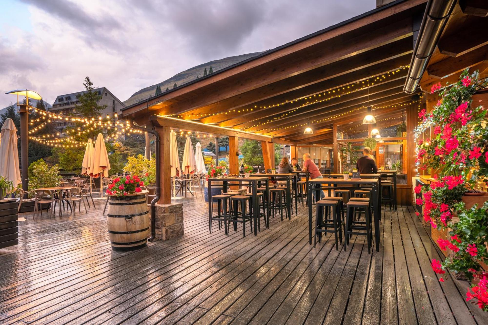 Tuc Blanc Hotel Baqueira Beret Ngoại thất bức ảnh