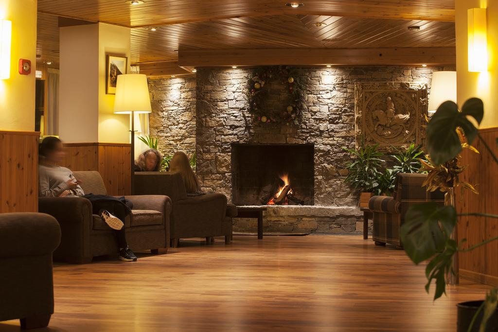 Tuc Blanc Hotel Baqueira Beret Ngoại thất bức ảnh