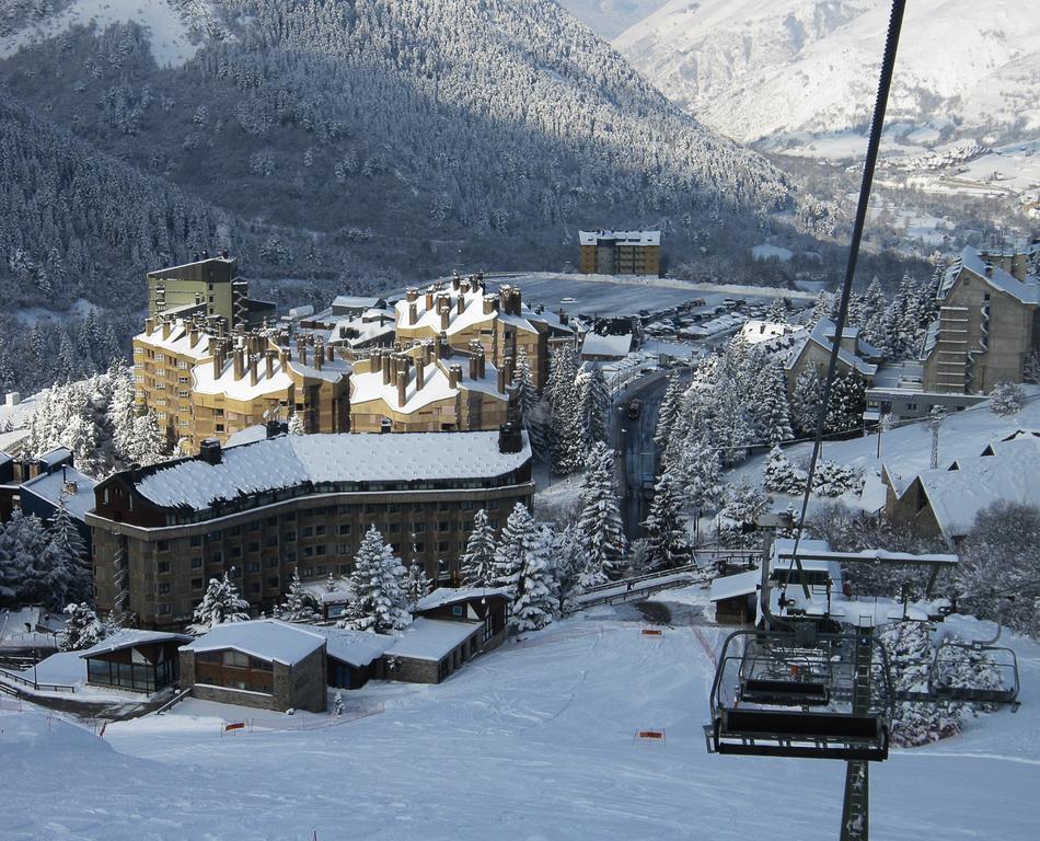 Tuc Blanc Hotel Baqueira Beret Ngoại thất bức ảnh